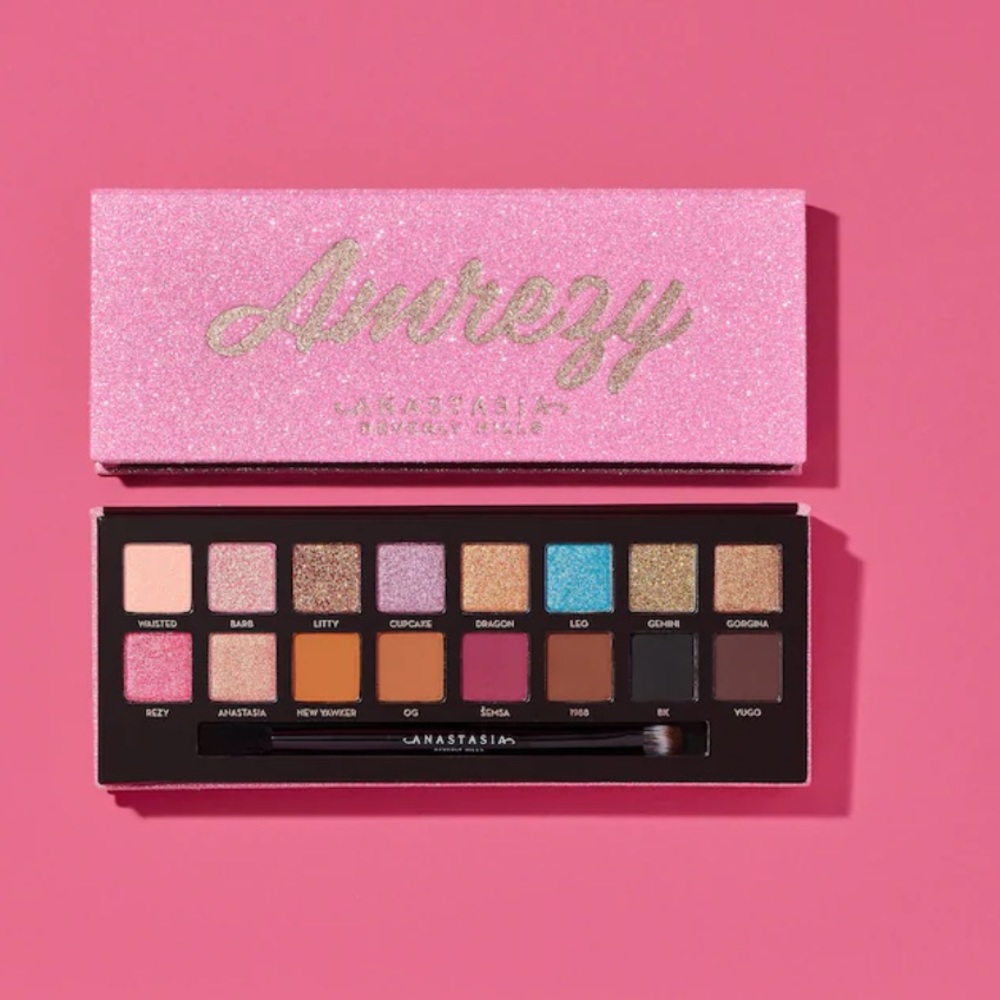 Ambrezy Eye Shadow Palette by Anastasia